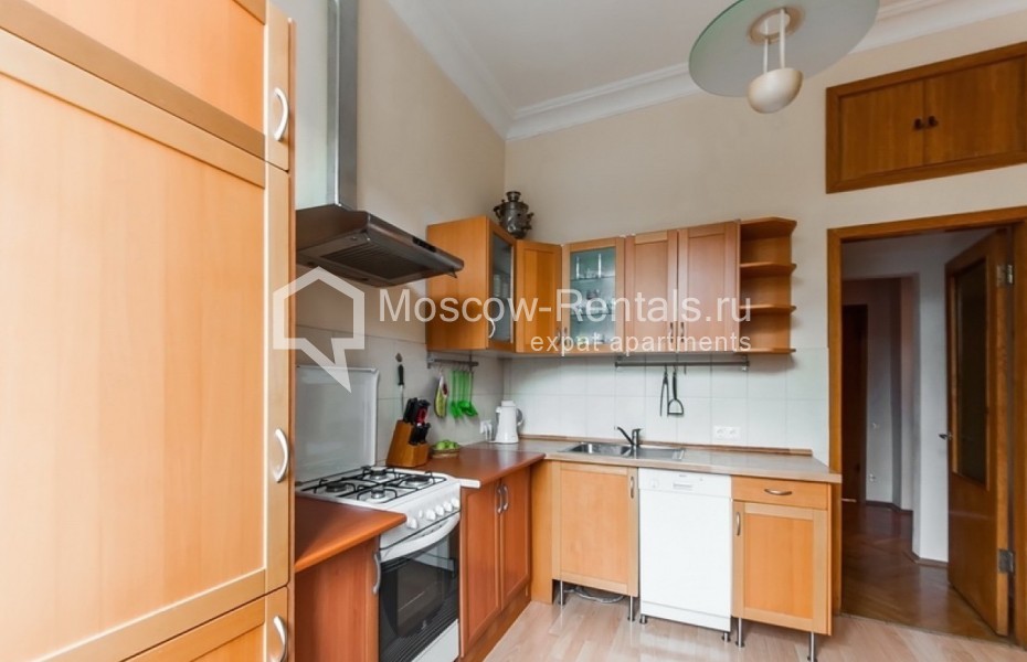 Photo #7 2-room (1 BR) apartment for <a href="http://moscow-rentals.ru/en/articles/long-term-rent" target="_blank">a long-term</a> rent
 in Russia, Moscow, Nikolaeva str, 4