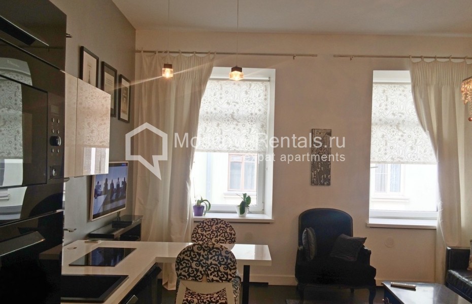 Photo #4 2-room (1 BR) apartment for <a href="http://moscow-rentals.ru/en/articles/long-term-rent" target="_blank">a long-term</a> rent
 in Russia, Moscow, Bolshaya Dmitrovka str, 20 bld 1