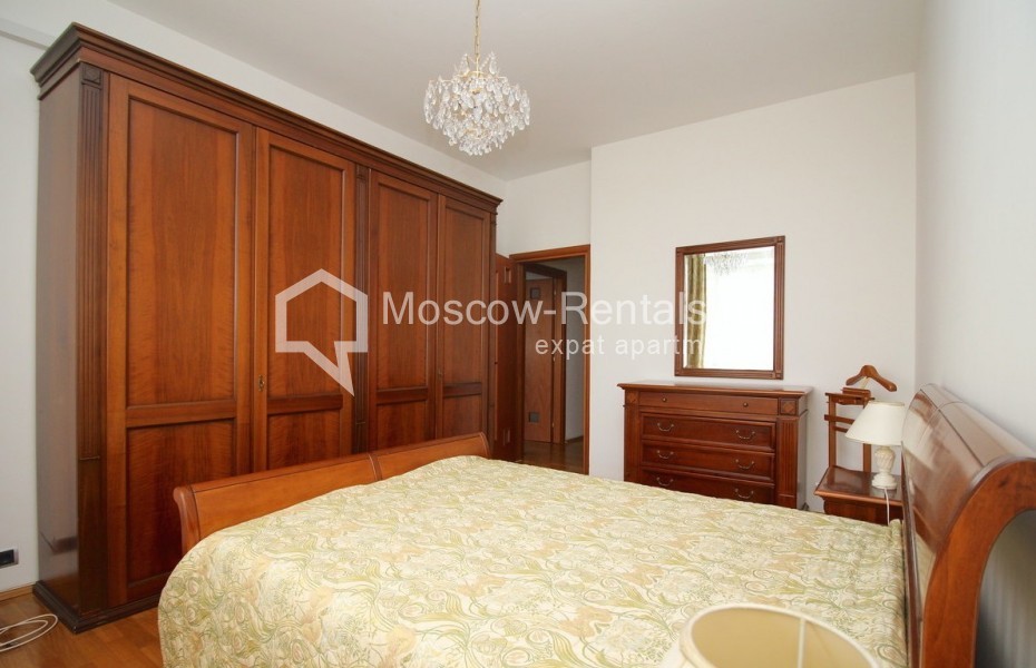 Photo #8 3-room (2 BR) apartment for <a href="http://moscow-rentals.ru/en/articles/long-term-rent" target="_blank">a long-term</a> rent
 in Russia, Moscow, Zoologicheskaya str, 30 bld 2