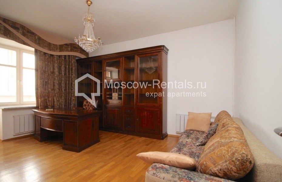 Photo #9 3-room (2 BR) apartment for <a href="http://moscow-rentals.ru/en/articles/long-term-rent" target="_blank">a long-term</a> rent
 in Russia, Moscow, Zoologicheskaya str, 30 bld 2