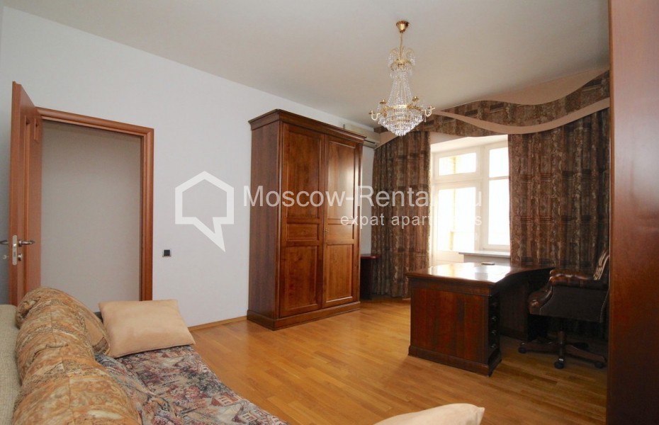 Photo #10 3-room (2 BR) apartment for <a href="http://moscow-rentals.ru/en/articles/long-term-rent" target="_blank">a long-term</a> rent
 in Russia, Moscow, Zoologicheskaya str, 30 bld 2