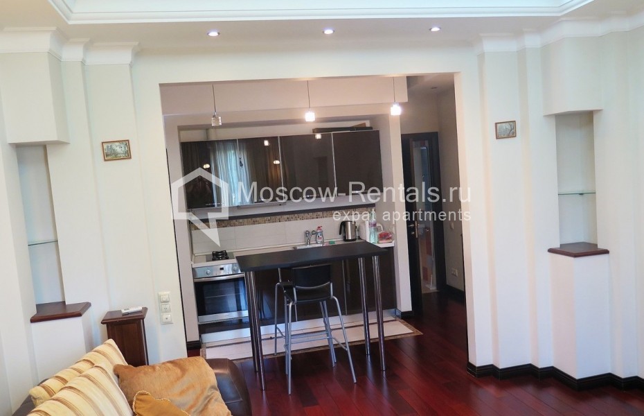 Photo #3 2-room (1 BR) apartment for <a href="http://moscow-rentals.ru/en/articles/long-term-rent" target="_blank">a long-term</a> rent
 in Russia, Moscow, 3rd Tverskaya-Yamskaya str, 56/6