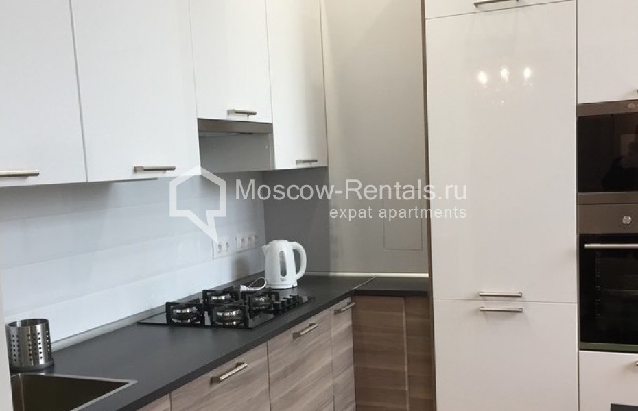 Photo #2 2-room (1 BR) apartment for <a href="http://moscow-rentals.ru/en/articles/long-term-rent" target="_blank">a long-term</a> rent
 in Russia, Moscow, Karetny ryad str, 5/10 с 2