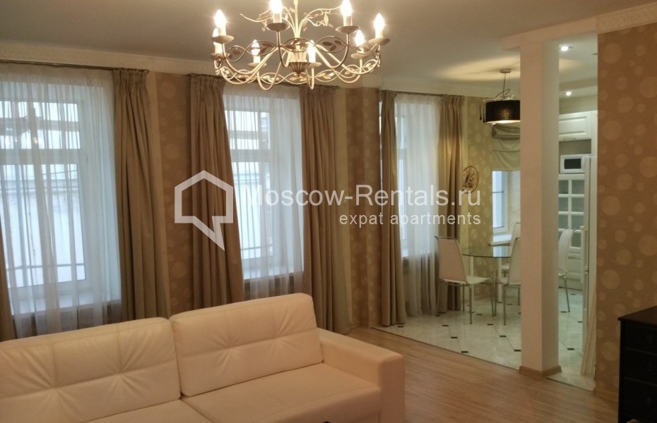 Photo #3 3-room (2 BR) apartment for <a href="http://moscow-rentals.ru/en/articles/long-term-rent" target="_blank">a long-term</a> rent
 in Russia, Moscow, Krasina, 7 bld 1
