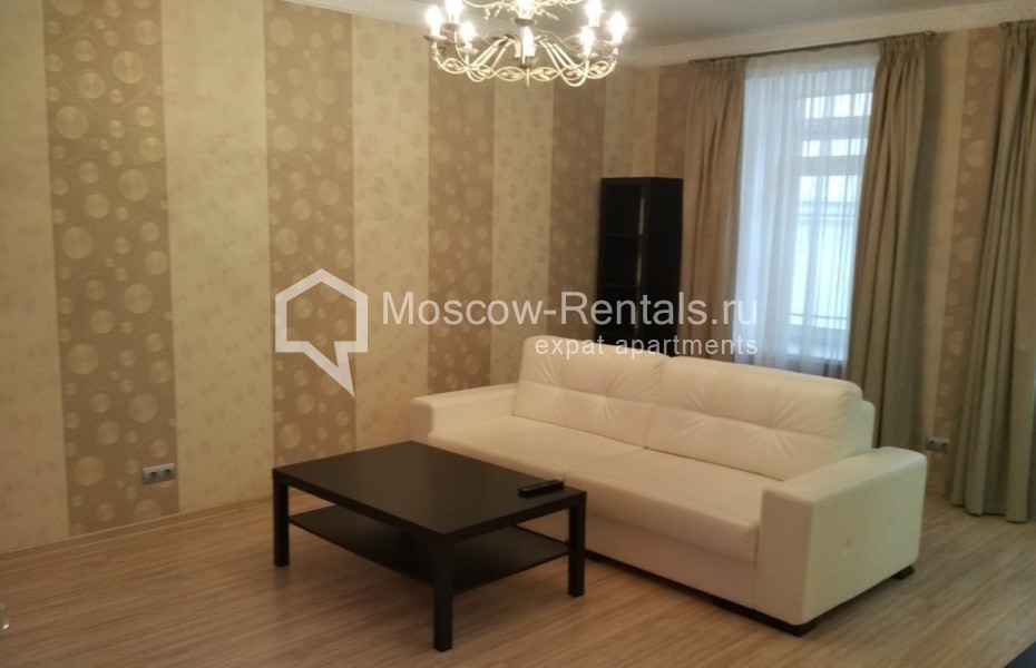 Photo #5 3-room (2 BR) apartment for <a href="http://moscow-rentals.ru/en/articles/long-term-rent" target="_blank">a long-term</a> rent
 in Russia, Moscow, Krasina, 7 bld 1