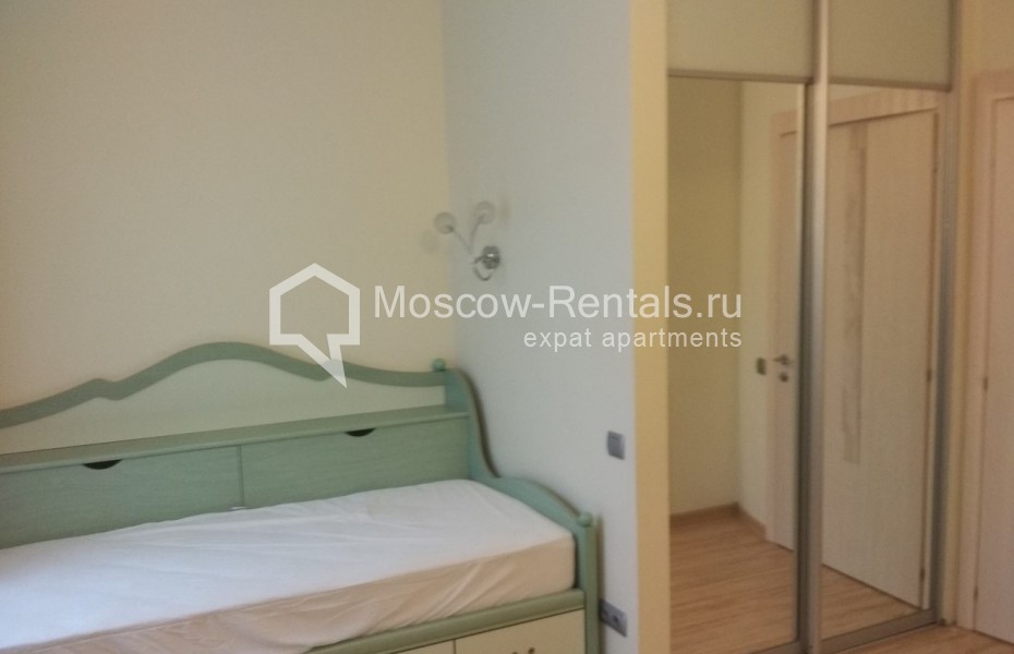 Photo #13 3-room (2 BR) apartment for <a href="http://moscow-rentals.ru/en/articles/long-term-rent" target="_blank">a long-term</a> rent
 in Russia, Moscow, Krasina, 7 bld 1