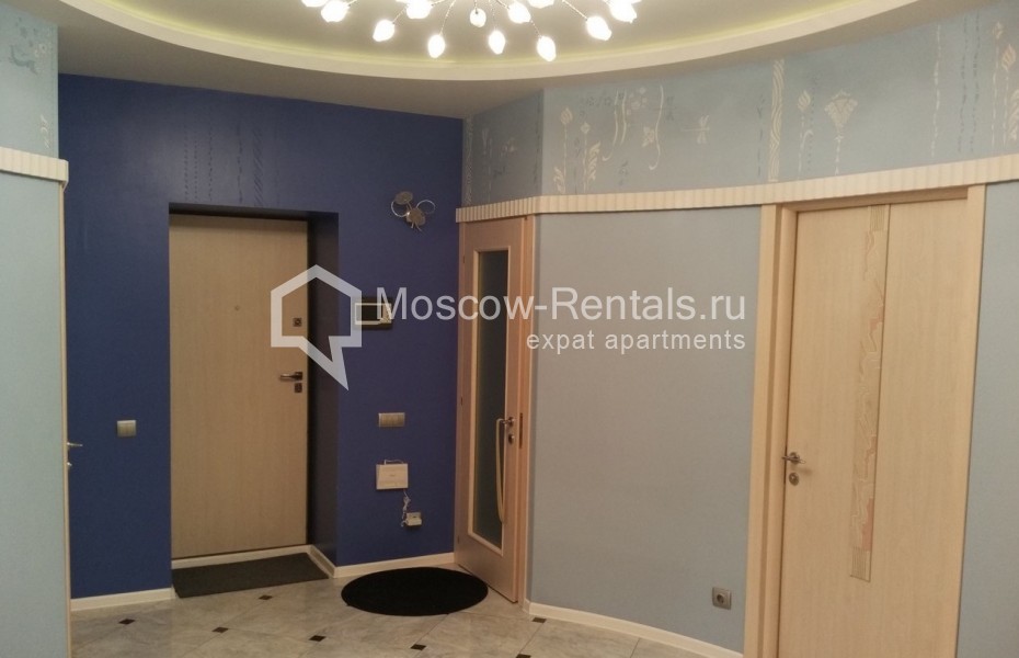Photo #14 3-room (2 BR) apartment for <a href="http://moscow-rentals.ru/en/articles/long-term-rent" target="_blank">a long-term</a> rent
 in Russia, Moscow, Krasina, 7 bld 1