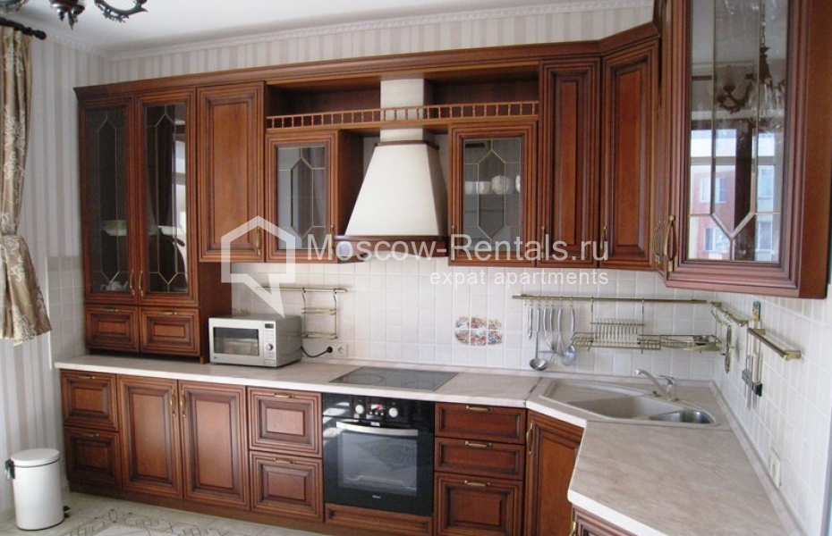 Photo #9 3-room (2 BR) apartment for <a href="http://moscow-rentals.ru/en/articles/long-term-rent" target="_blank">a long-term</a> rent
 in Russia, Moscow, Grokholsky lane, 28