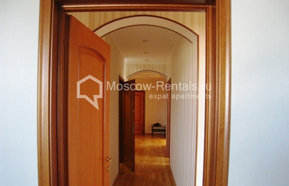 Photo #18 3-room (2 BR) apartment for <a href="http://moscow-rentals.ru/en/articles/long-term-rent" target="_blank">a long-term</a> rent
 in Russia, Moscow, Grokholsky lane, 28