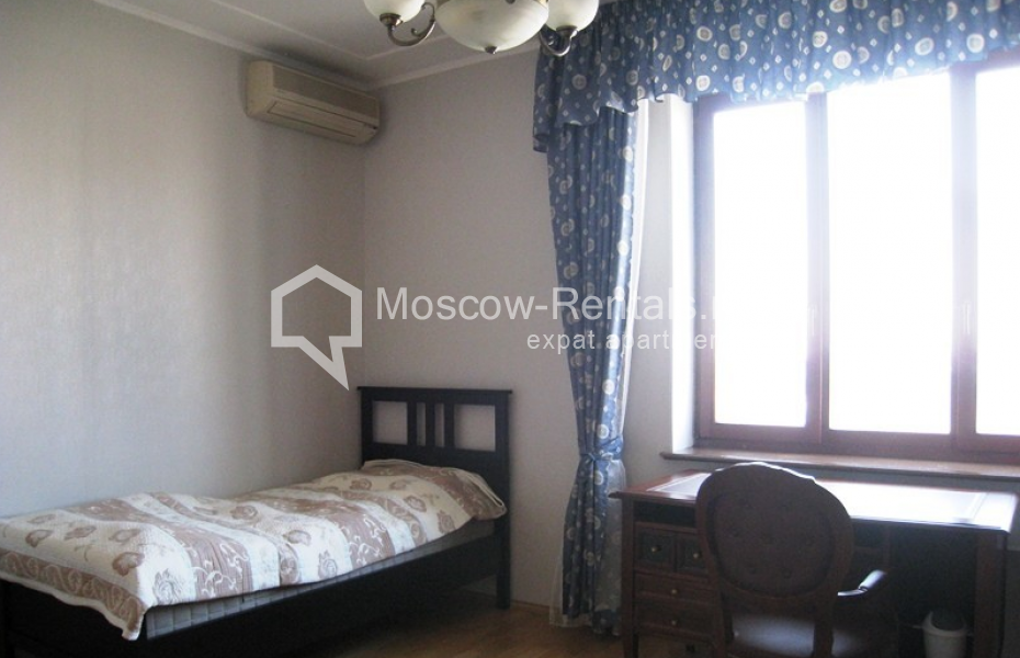 Photo #14 3-room (2 BR) apartment for <a href="http://moscow-rentals.ru/en/articles/long-term-rent" target="_blank">a long-term</a> rent
 in Russia, Moscow, Grokholsky lane, 28