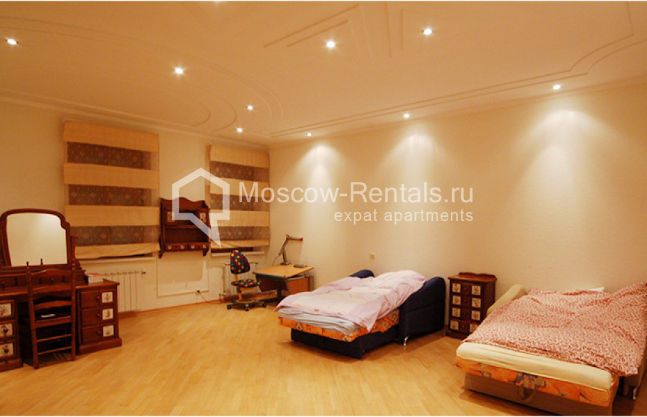 Photo #8 3-room (2 BR) apartment for <a href="http://moscow-rentals.ru/en/articles/long-term-rent" target="_blank">a long-term</a> rent
 in Russia, Moscow, Sretenka str, 9