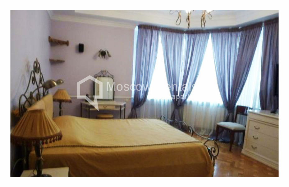 Photo #4 3-room (2 BR) apartment for <a href="http://moscow-rentals.ru/en/articles/long-term-rent" target="_blank">a long-term</a> rent
 in Russia, Moscow, Gilyarovskogo str, 7