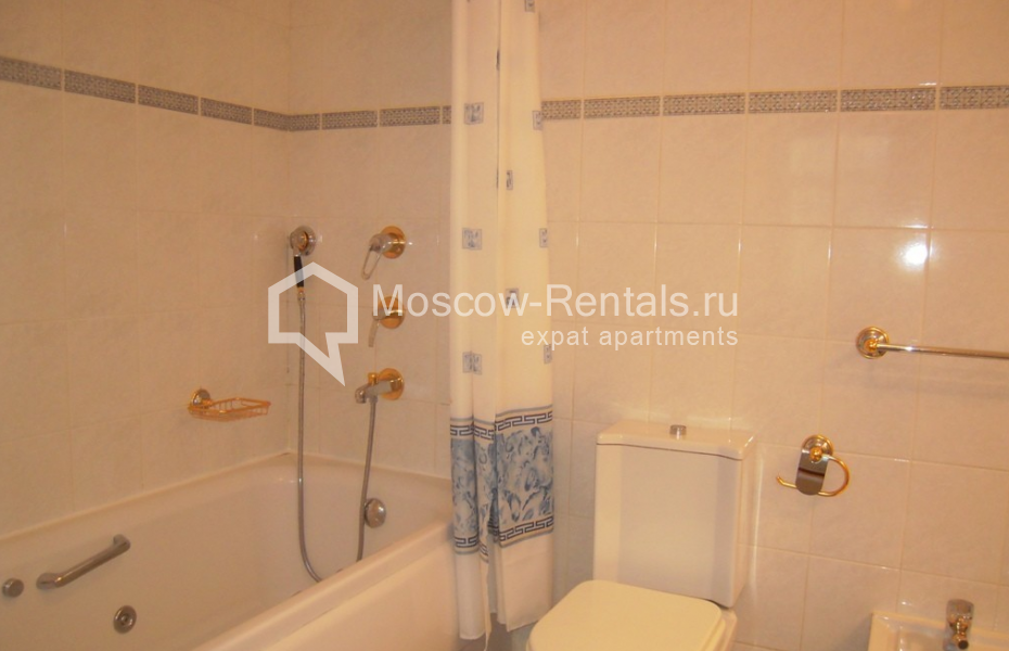 Photo #8 4-room (3 BR) apartment for <a href="http://moscow-rentals.ru/en/articles/long-term-rent" target="_blank">a long-term</a> rent
 in Russia, Moscow, Posledny lane., 21