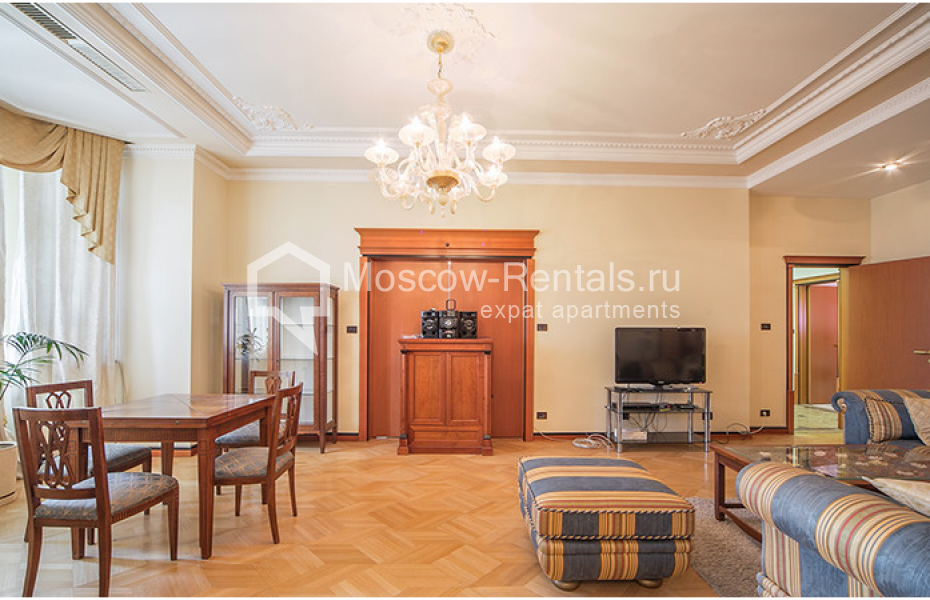 Photo #3 4-room (3 BR) apartment for <a href="http://moscow-rentals.ru/en/articles/long-term-rent" target="_blank">a long-term</a> rent
 in Russia, Moscow, Chistoprudny lane, 15 С 2
