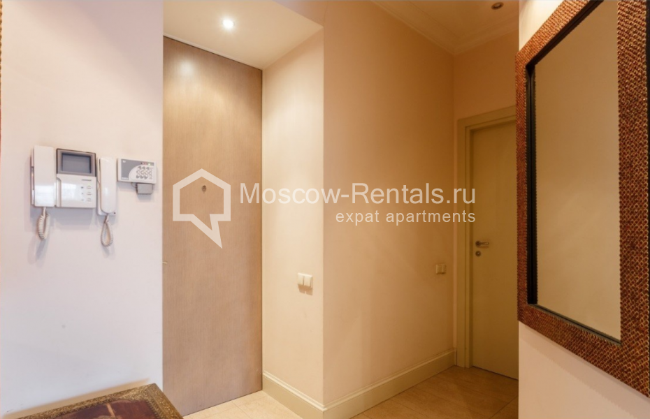 Photo #20 3-room (2 BR) apartment for <a href="http://moscow-rentals.ru/en/articles/long-term-rent" target="_blank">a long-term</a> rent
 in Russia, Moscow, Stary Tolmachevsky lane, 17 с 2