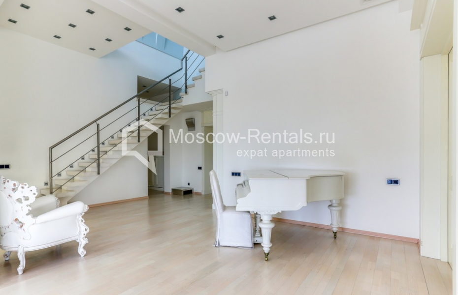 Photo #6 4-room (3 BR) apartment for <a href="http://moscow-rentals.ru/en/articles/long-term-rent" target="_blank">a long-term</a> rent
 in Russia, Moscow, Mashkova str, 1