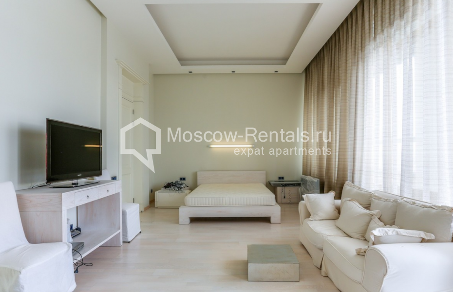 Photo #9 4-room (3 BR) apartment for <a href="http://moscow-rentals.ru/en/articles/long-term-rent" target="_blank">a long-term</a> rent
 in Russia, Moscow, Mashkova str, 1