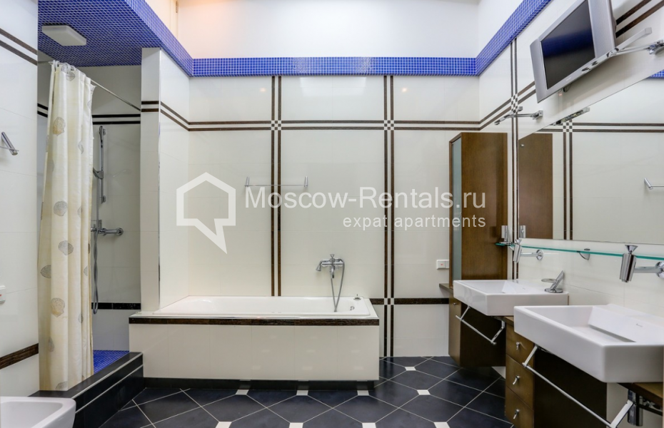 Photo #23 4-room (3 BR) apartment for <a href="http://moscow-rentals.ru/en/articles/long-term-rent" target="_blank">a long-term</a> rent
 in Russia, Moscow, Mashkova str, 1
