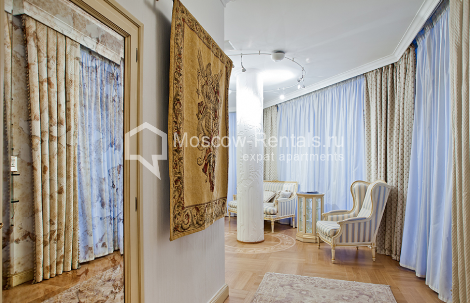 Photo #9 5-room (4 BR) apartment for <a href="http://moscow-rentals.ru/en/articles/long-term-rent" target="_blank">a long-term</a> rent
 in Russia, Moscow, Staromonetny lane, 18