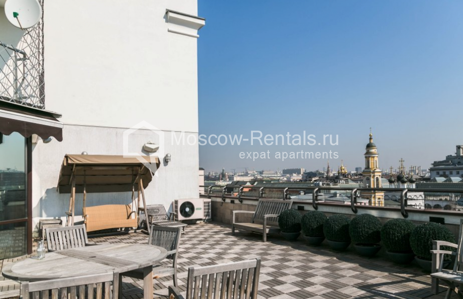 Photo #21 5-room (4 BR) apartment for <a href="http://moscow-rentals.ru/en/articles/long-term-rent" target="_blank">a long-term</a> rent
 in Russia, Moscow, Staromonetny lane, 18