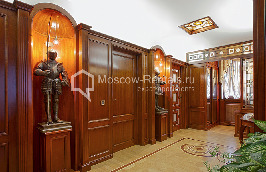Photo #27 5-room (4 BR) apartment for <a href="http://moscow-rentals.ru/en/articles/long-term-rent" target="_blank">a long-term</a> rent
 in Russia, Moscow, Staromonetny lane, 18
