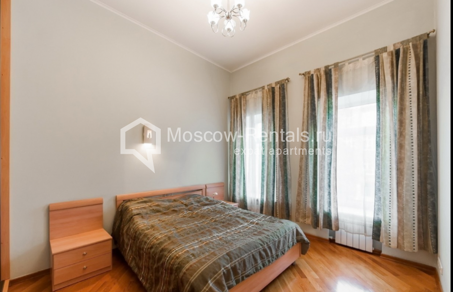 Photo #8 4-room (3 BR) apartment for <a href="http://moscow-rentals.ru/en/articles/long-term-rent" target="_blank">a long-term</a> rent
 in Russia, Moscow, Furmanny lane,  3