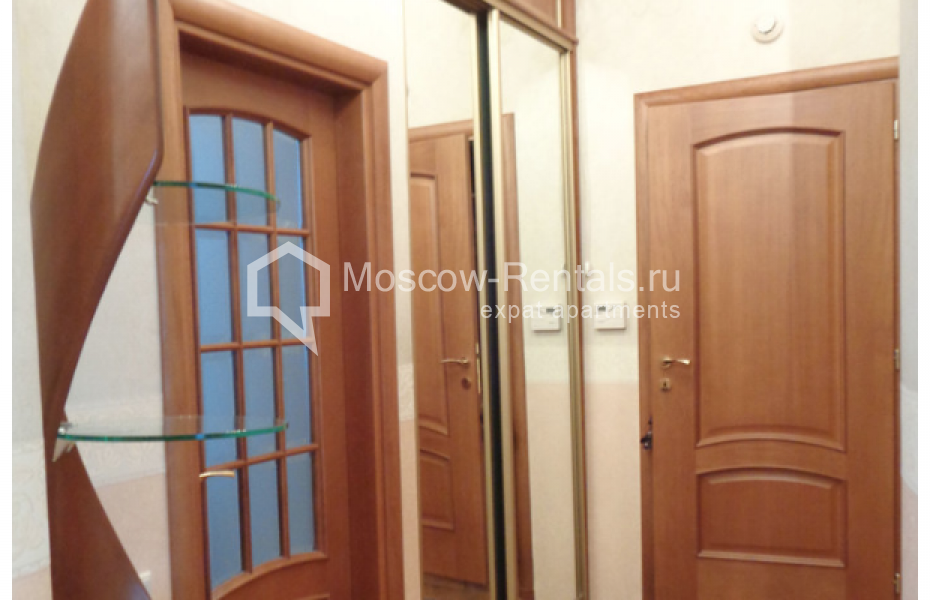 Photo #19 4-room (3 BR) apartment for <a href="http://moscow-rentals.ru/en/articles/long-term-rent" target="_blank">a long-term</a> rent
 in Russia, Moscow, Devyatkin lane, 2
