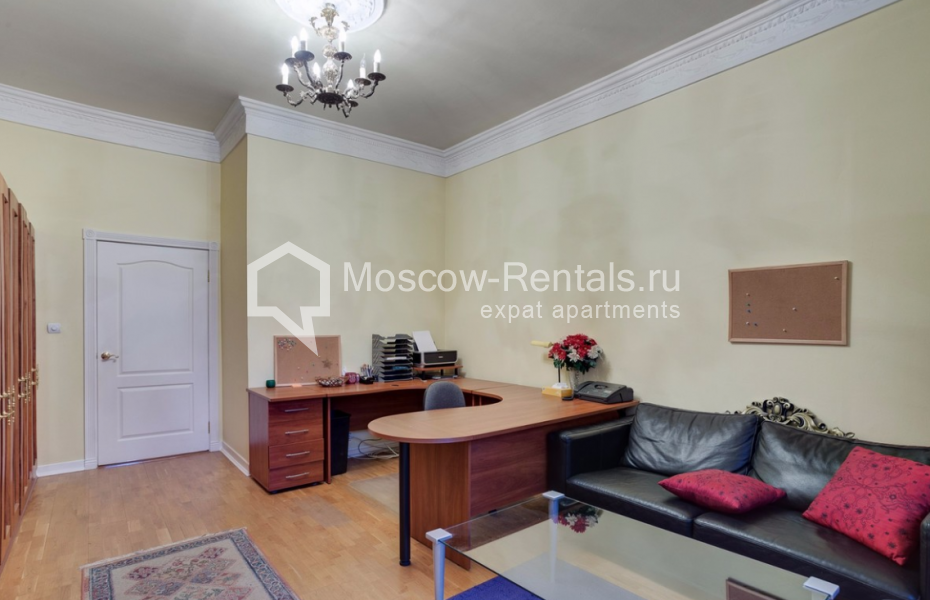 Photo #17 4-room (3 BR) apartment for <a href="http://moscow-rentals.ru/en/articles/long-term-rent" target="_blank">a long-term</a> rent
 in Russia, Moscow, Orlikov lane, 8