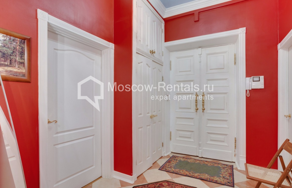 Photo #20 4-room (3 BR) apartment for <a href="http://moscow-rentals.ru/en/articles/long-term-rent" target="_blank">a long-term</a> rent
 in Russia, Moscow, Orlikov lane, 8