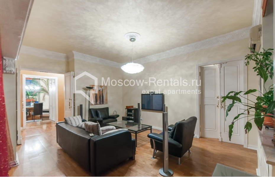 Photo #6 4-room (3 BR) apartment for <a href="http://moscow-rentals.ru/en/articles/long-term-rent" target="_blank">a long-term</a> rent
 in Russia, Moscow, Orlikov lane, 8