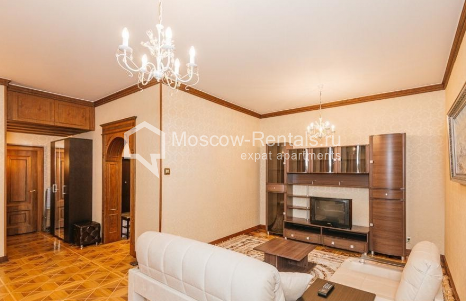 Photo #4 4-room (3 BR) apartment for <a href="http://moscow-rentals.ru/en/articles/long-term-rent" target="_blank">a long-term</a> rent
 in Russia, Moscow, Pozharsky lane., 7А