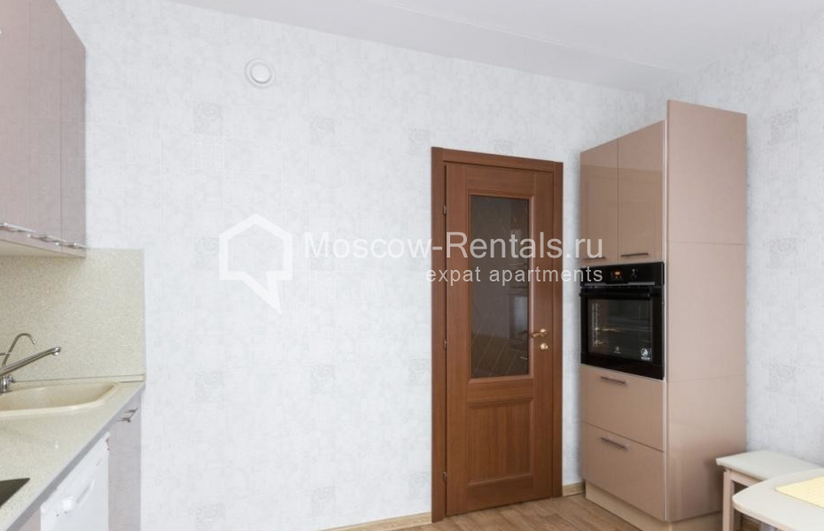 Photo #2 3-room (2 BR) apartment for <a href="http://moscow-rentals.ru/en/articles/long-term-rent" target="_blank">a long-term</a> rent
 in Russia, Moscow, Osennyaya str., 4К1