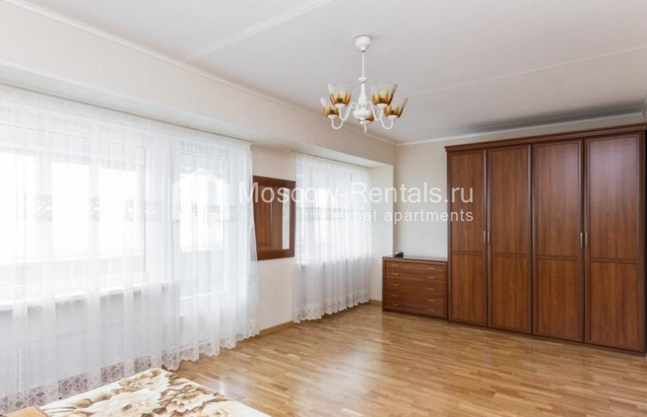 Photo #6 3-room (2 BR) apartment for <a href="http://moscow-rentals.ru/en/articles/long-term-rent" target="_blank">a long-term</a> rent
 in Russia, Moscow, Osennyaya str., 4К1
