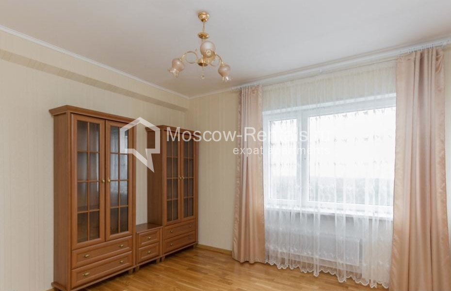 Photo #9 3-room (2 BR) apartment for <a href="http://moscow-rentals.ru/en/articles/long-term-rent" target="_blank">a long-term</a> rent
 in Russia, Moscow, Osennyaya str., 4К1