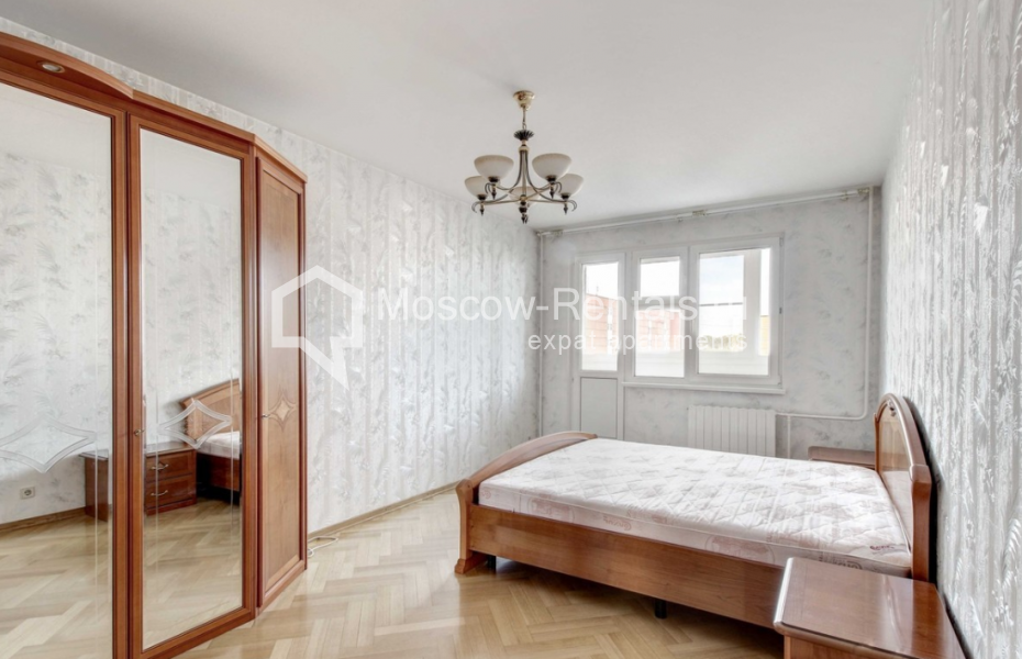 Photo #4 3-room (2 BR) apartment for <a href="http://moscow-rentals.ru/en/articles/long-term-rent" target="_blank">a long-term</a> rent
 in Russia, Moscow, Osennyaya str., 16