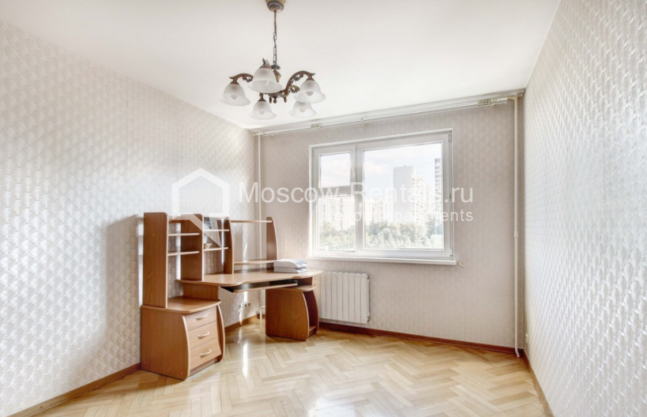 Photo #3 3-room (2 BR) apartment for <a href="http://moscow-rentals.ru/en/articles/long-term-rent" target="_blank">a long-term</a> rent
 in Russia, Moscow, Osennyaya str., 16