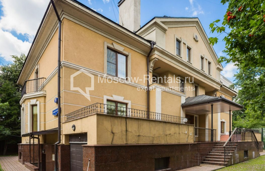 Photo #44 House for <a href="http://moscow-rentals.ru/en/articles/long-term-rent" target="_blank">a long-term</a> rent
 in Russia, Moscow, Bolshaya Tatarskaya str., 30С2