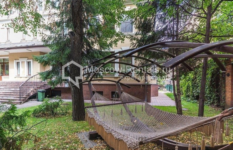 Photo #2 House for <a href="http://moscow-rentals.ru/en/articles/long-term-rent" target="_blank">a long-term</a> rent
 in Russia, Moscow, Bolshaya Tatarskaya str., 30С2