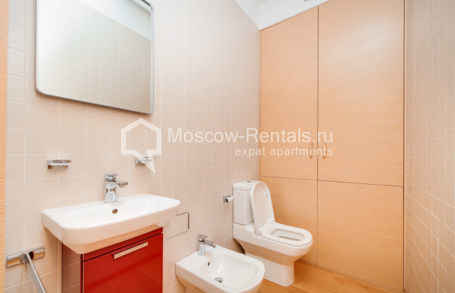 Photo #20 6-room (5 BR) apartment for <a href="http://moscow-rentals.ru/en/articles/long-term-rent" target="_blank">a long-term</a> rent
 in Russia, Moscow, Bakhrushina str, 13