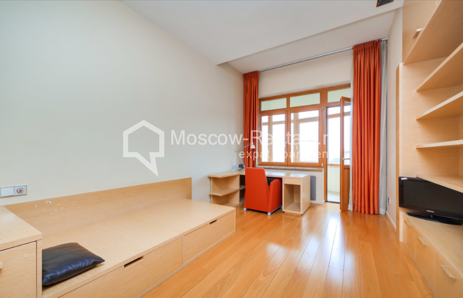 Photo #25 6-room (5 BR) apartment for <a href="http://moscow-rentals.ru/en/articles/long-term-rent" target="_blank">a long-term</a> rent
 in Russia, Moscow, Bakhrushina str, 13