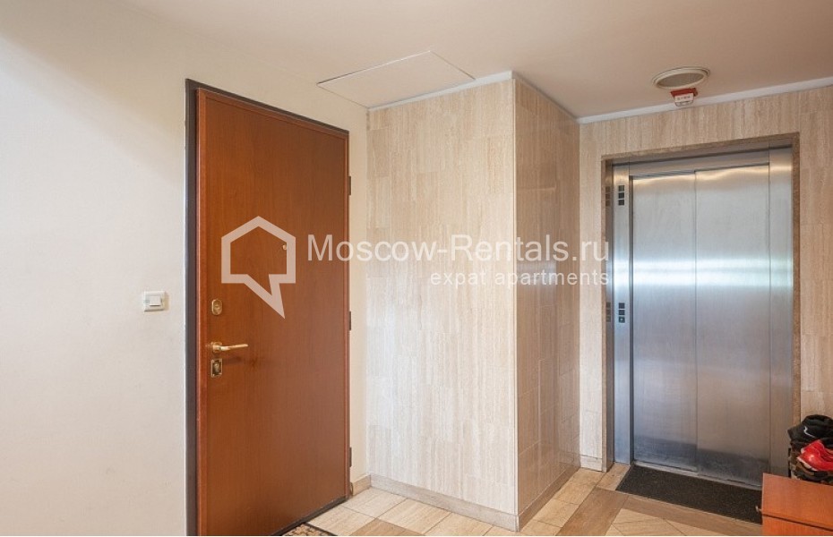 Photo #21 4-room (3 BR) apartment for <a href="http://moscow-rentals.ru/en/articles/long-term-rent" target="_blank">a long-term</a> rent
 in Russia, Moscow, Efremova str, 14