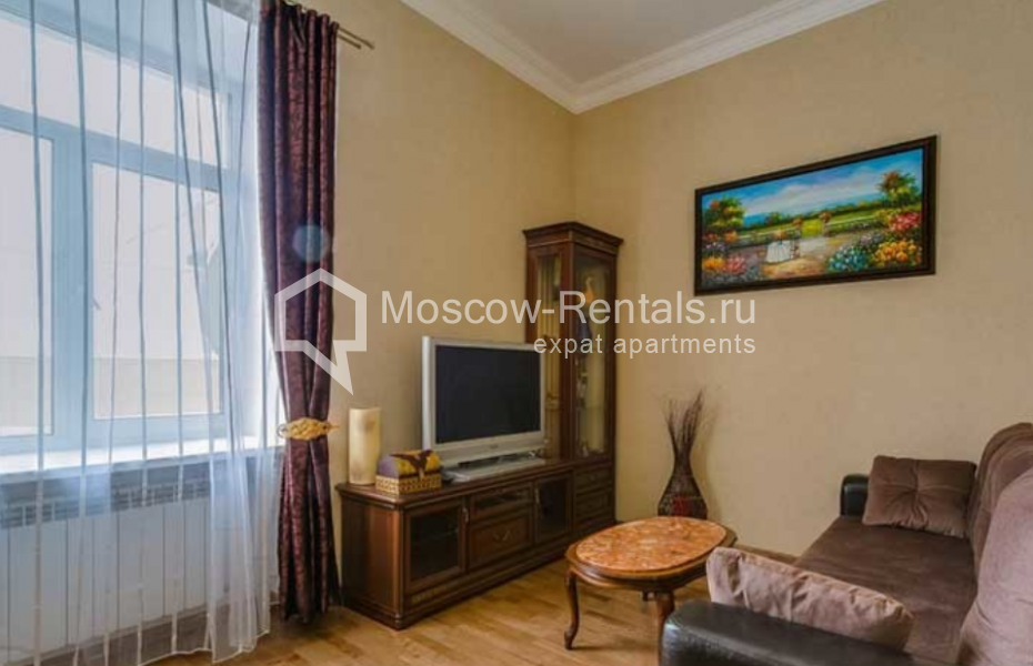 Photo #4 3-room (2 BR) apartment for <a href="http://moscow-rentals.ru/en/articles/long-term-rent" target="_blank">a long-term</a> rent
 in Russia, Moscow, Varsonofievsky lane, 4bld1