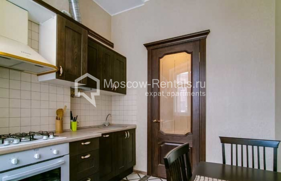 Photo #5 3-room (2 BR) apartment for <a href="http://moscow-rentals.ru/en/articles/long-term-rent" target="_blank">a long-term</a> rent
 in Russia, Moscow, Varsonofievsky lane, 4bld1