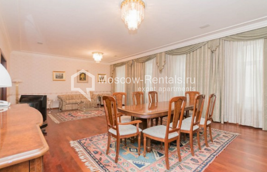 Photo #2 3-room (2 BR) apartment for <a href="http://moscow-rentals.ru/en/articles/long-term-rent" target="_blank">a long-term</a> rent
 in Russia, Moscow, Makarenko str, 2