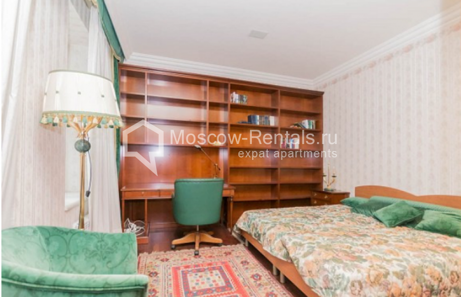 Photo #7 3-room (2 BR) apartment for <a href="http://moscow-rentals.ru/en/articles/long-term-rent" target="_blank">a long-term</a> rent
 in Russia, Moscow, Makarenko str, 2