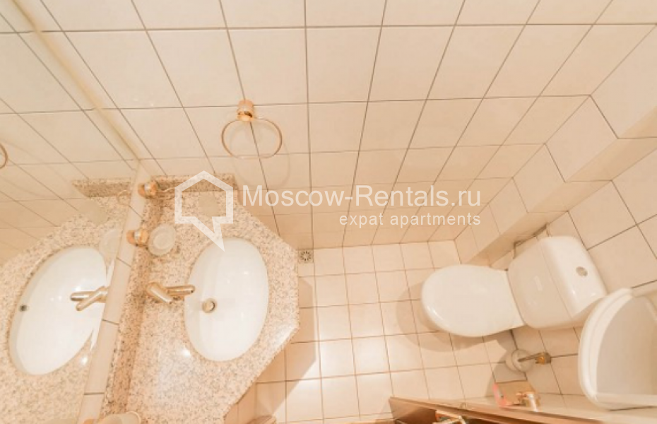 Photo #12 3-room (2 BR) apartment for <a href="http://moscow-rentals.ru/en/articles/long-term-rent" target="_blank">a long-term</a> rent
 in Russia, Moscow, Makarenko str, 2