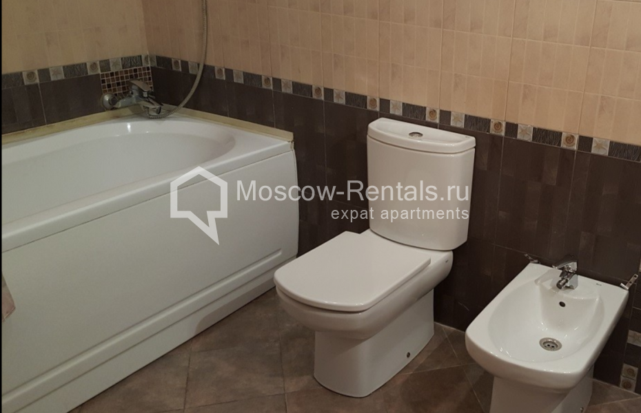 Photo #17 3-room (2 BR) apartment for <a href="http://moscow-rentals.ru/en/articles/long-term-rent" target="_blank">a long-term</a> rent
 in Russia, Moscow, Chaplygina str, 1С1