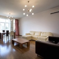 Photo #2 4-room (3 BR) apartment for <a href="http://moscow-rentals.ru/en/articles/long-term-rent" target="_blank">a long-term</a> rent
 in Russia, Moscow, Troitskaya str,  8