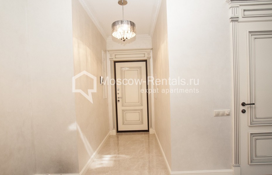 Photo #22 4-room (3 BR) apartment for <a href="http://moscow-rentals.ru/en/articles/long-term-rent" target="_blank">a long-term</a> rent
 in Russia, Moscow, Mosfilmovskaya str, 88 к 6