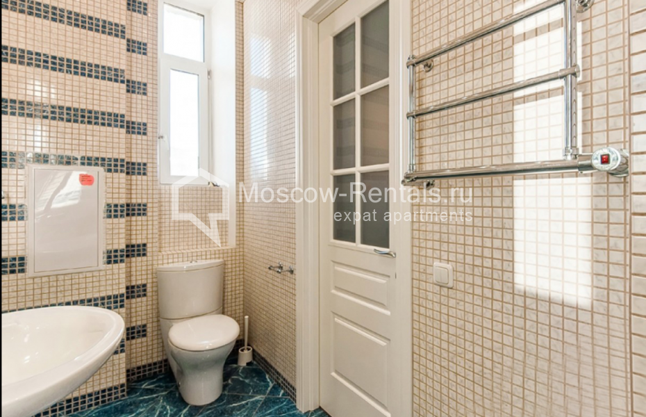 Photo #15 4-room (3 BR) apartment for <a href="http://moscow-rentals.ru/en/articles/long-term-rent" target="_blank">a long-term</a> rent
 in Russia, Moscow, Spiridonovka str,  34C1